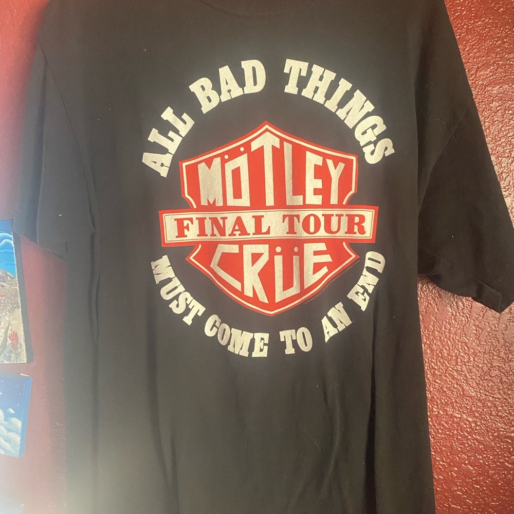 Motley Crue Black Graphic Tee